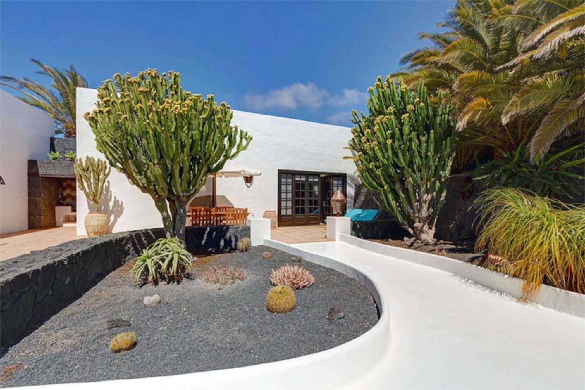 La Cueva Apartment Teguise (Lanzarote)